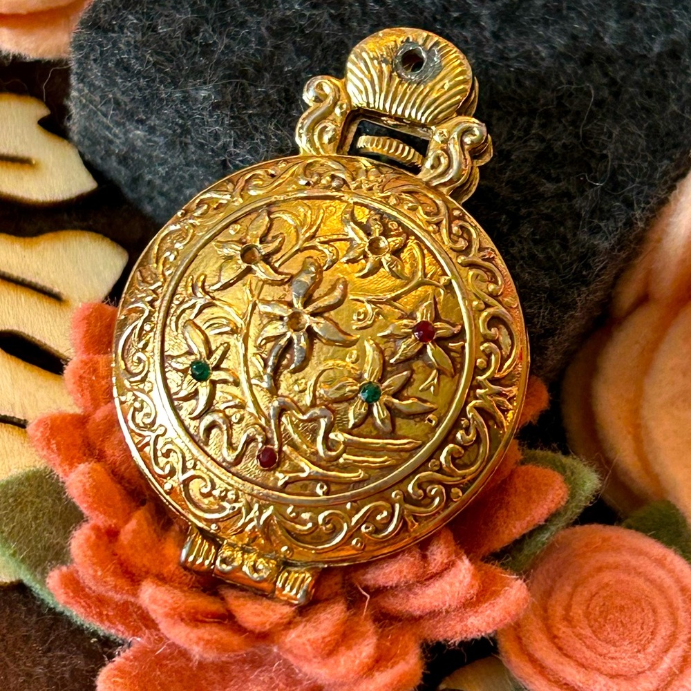Vintage Estate Endura Jeweled Pocket Watch Pendant - Picture 3 of 9
